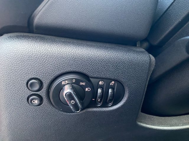 MINI One usata, con Autoradio