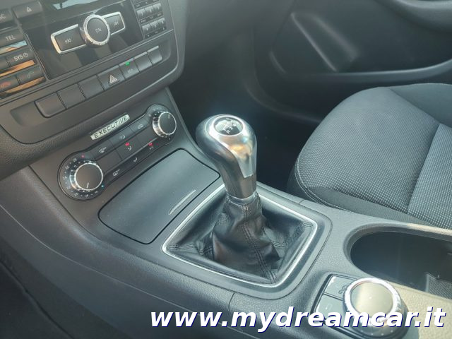 MERCEDES-BENZ B 180 usata, con Specchietti laterali elettrici