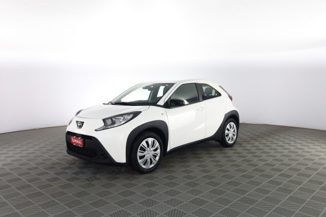 TOYOTA Aygo X usata 6