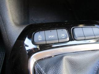 OPEL Corsa usata, con Controllo automatico clima