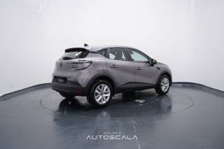 RENAULT Captur usata, con USB