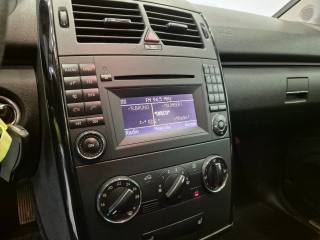 MERCEDES-BENZ A 160 usata, con ESP