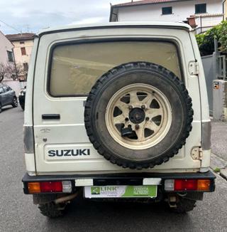 SUZUKI Samurai usata 17