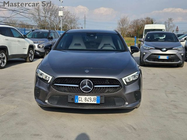 MERCEDES-BENZ A 160 usata, con Interni in pelle