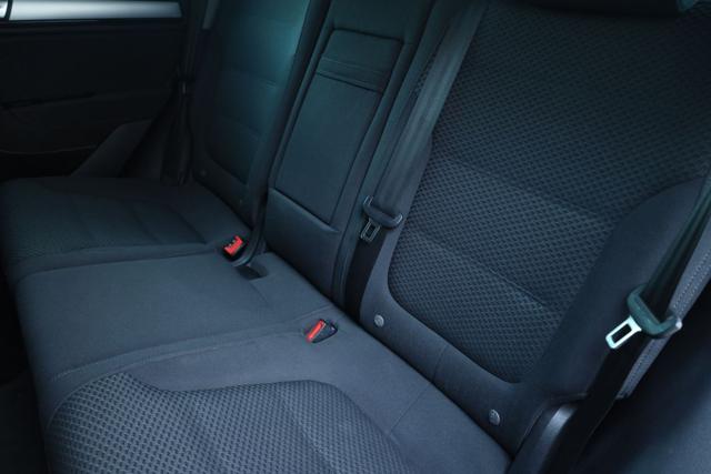 VOLKSWAGEN Touareg usata, con Autoradio