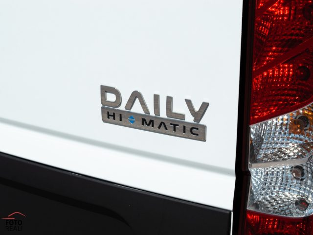 IVECO Daily usata, con Bluetooth