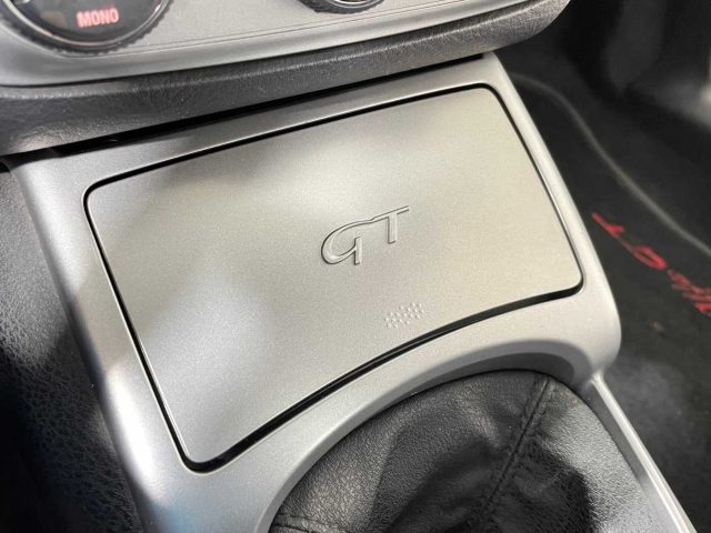 ALFA ROMEO GT usata 24