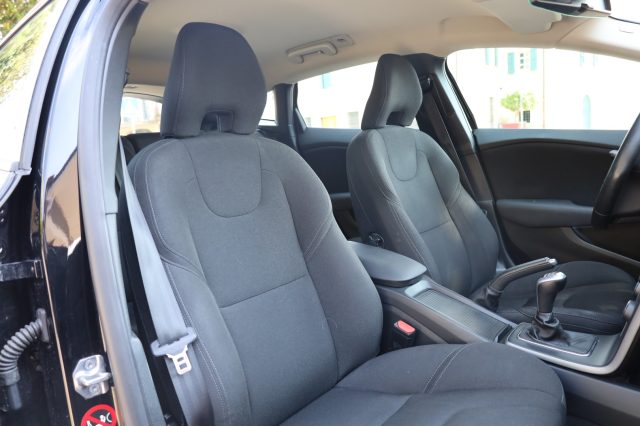 VOLVO V40 usata 96