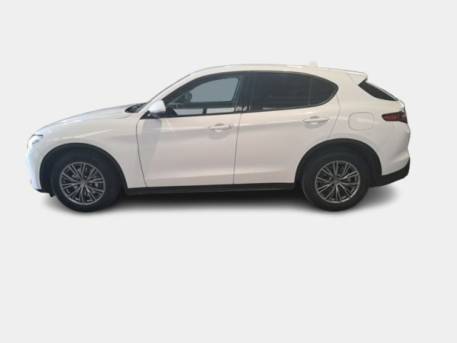 ALFA ROMEO Stelvio usata, con Autoradio