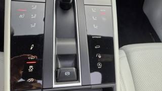 PORSCHE Macan usata, con Leve al volante