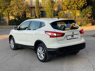 NISSAN Qashqai usata, con Boardcomputer