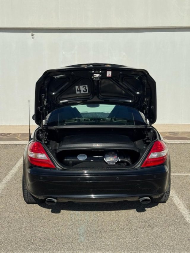 MERCEDES-BENZ SLK 200 usata, con Climatizzatore