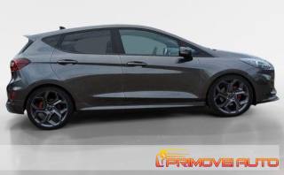 FORD Fiesta usata, con Cruise Control
