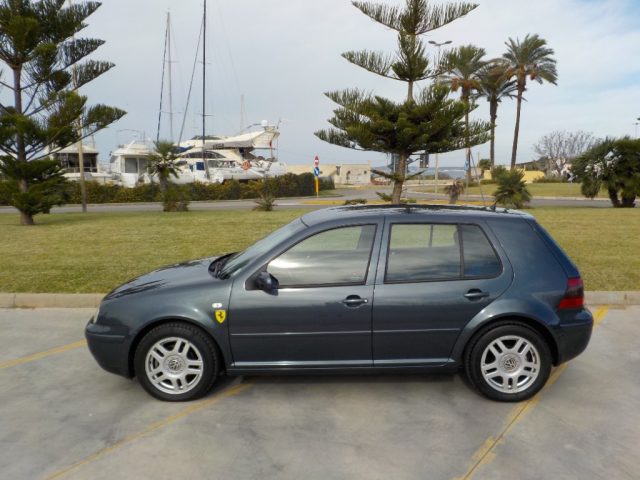 VOLKSWAGEN Golf usata, con Autoradio