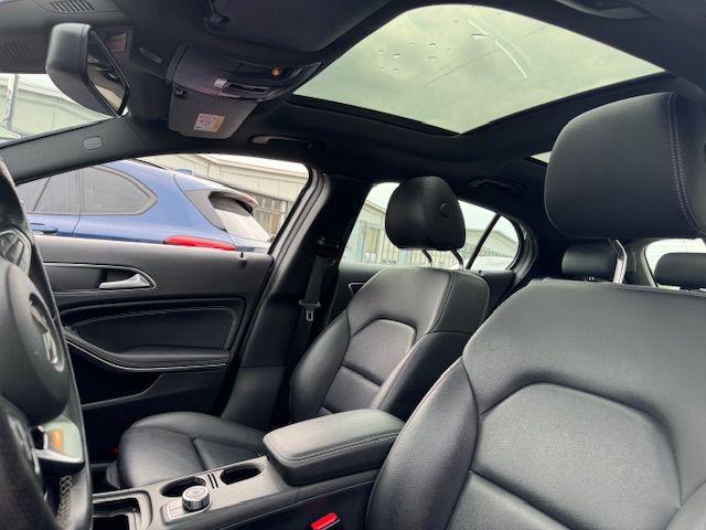 MERCEDES-BENZ GLA 200 usata, con Climatizzatore