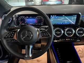 MERCEDES-BENZ GLA 180 usata, con Cerchi in lega