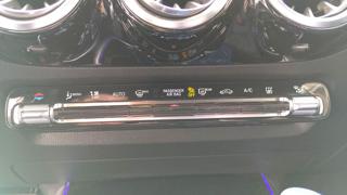 MERCEDES-BENZ EQA usata, con Bracciolo