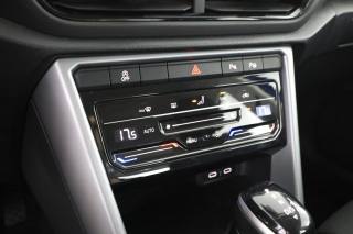 VOLKSWAGEN T-Roc usata 11