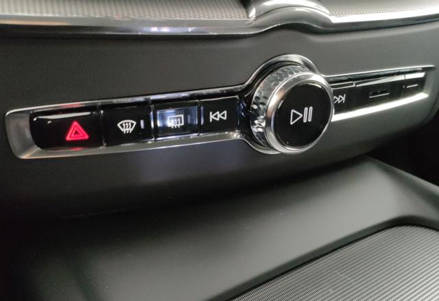 VOLVO XC60 usata, con Fari LED