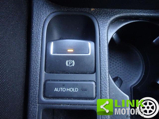 VOLKSWAGEN Tiguan usata, con USB