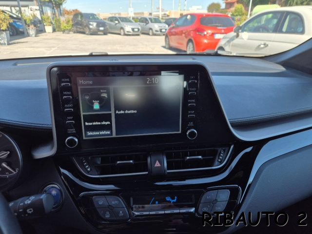 TOYOTA C-HR usata, con Autoradio