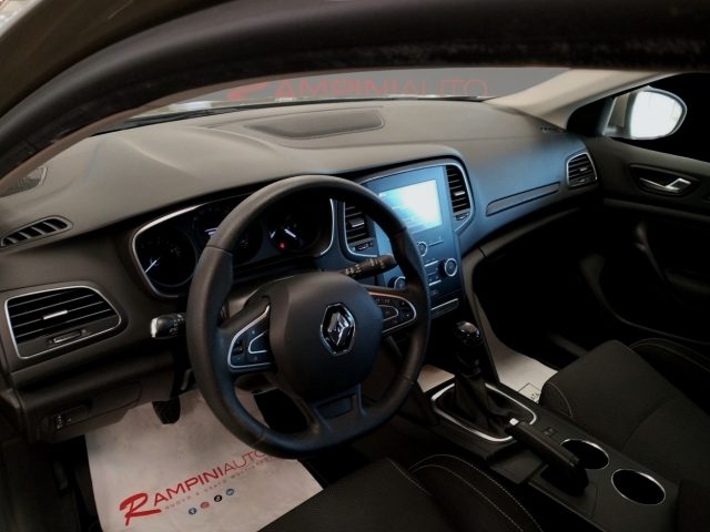 RENAULT Megane usata 14