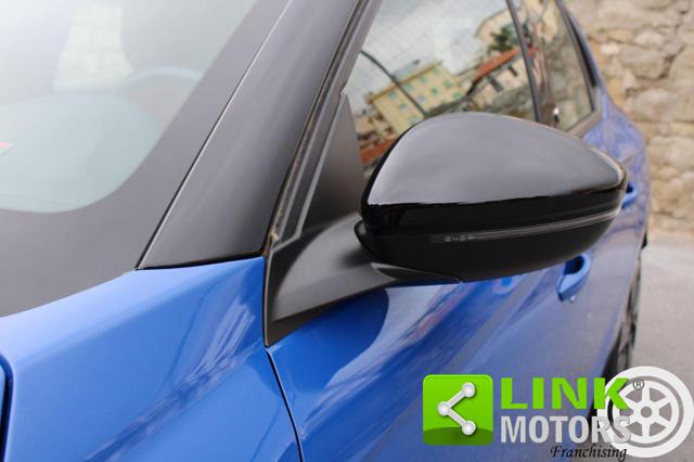 OPEL Corsa-e usata, con Specchietti laterali elettrici