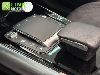 MERCEDES-BENZ GLA 200 usata, con Touch screen