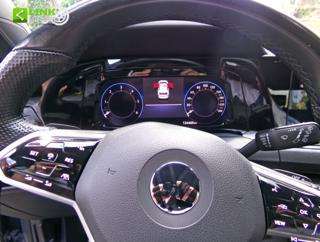 VOLKSWAGEN Golf usata, con Fari LED