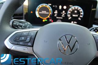 VOLKSWAGEN T-Roc usata, con Park Distance Control