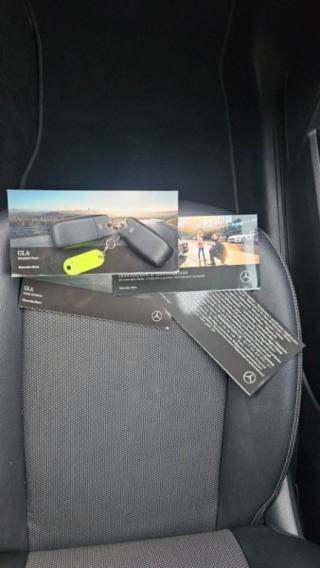 MERCEDES-BENZ GLA 200 usata, con Specchietti laterali elettrici