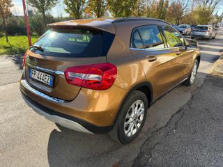 MERCEDES-BENZ GLA 180 usata, con Cerchi in lega
