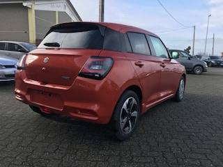 SUZUKI Swift usata, con Autoradio