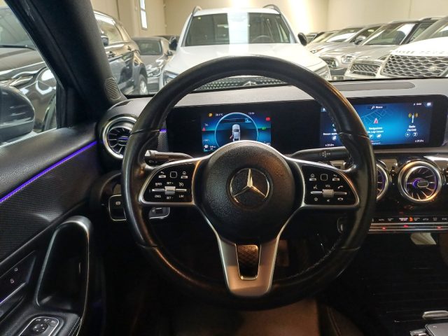 MERCEDES-BENZ A 220 usata, con Leve al volante