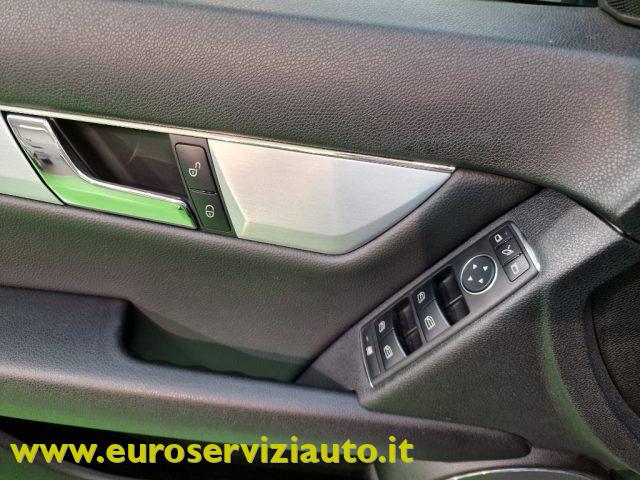 MERCEDES-BENZ C 220 usata, con Specchietti laterali elettrici