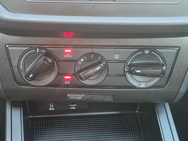SEAT Ibiza usata, con Autoradio digitale