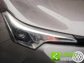 TOYOTA C-HR usata, con Autoradio