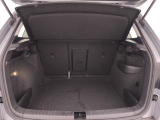 SKODA Karoq usata, con Bluetooth