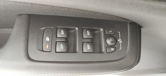 VOLVO V60 usata 57