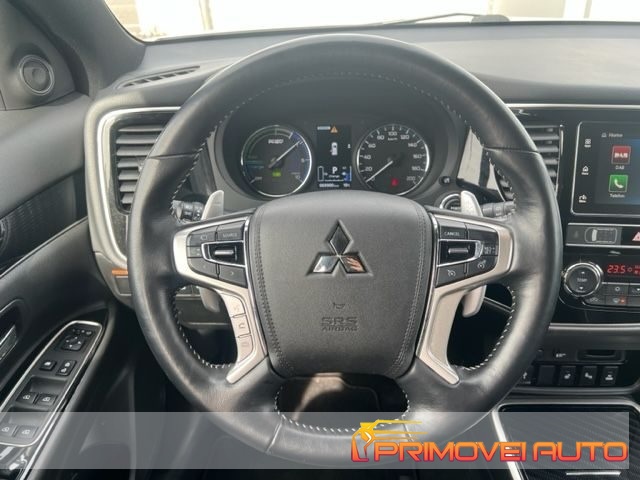 MITSUBISHI Outlander usata, con Airbag