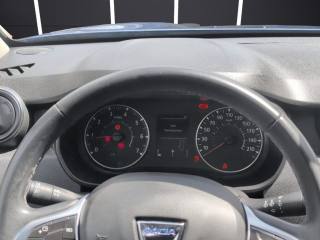 DACIA Duster usata, con USB