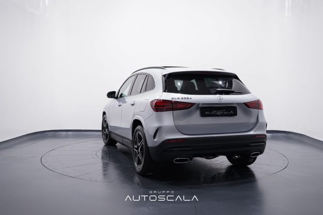 MERCEDES-BENZ GLA 200 usata, con Airbag Passeggero