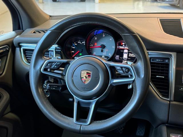 PORSCHE Macan usata, con Volante in pelle