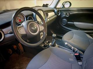 MINI Cooper usata, con Autoradio