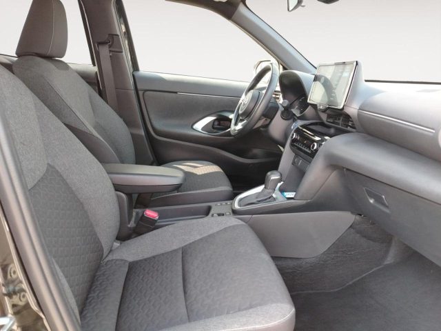 TOYOTA Yaris Cross usata, con Specchietti laterali elettrici