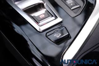 PEUGEOT 5008 usata, con Bluetooth