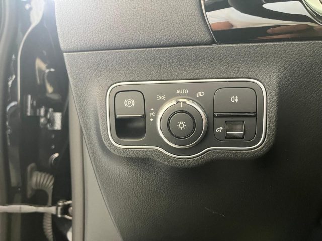MERCEDES-BENZ GLA 200 usata, con Bluetooth