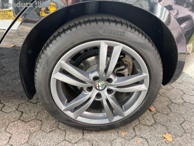 ALFA ROMEO Giulietta usata, con Servosterzo