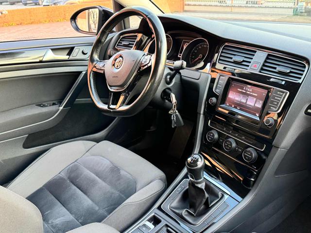 VOLKSWAGEN Golf usata, con Airbag laterali