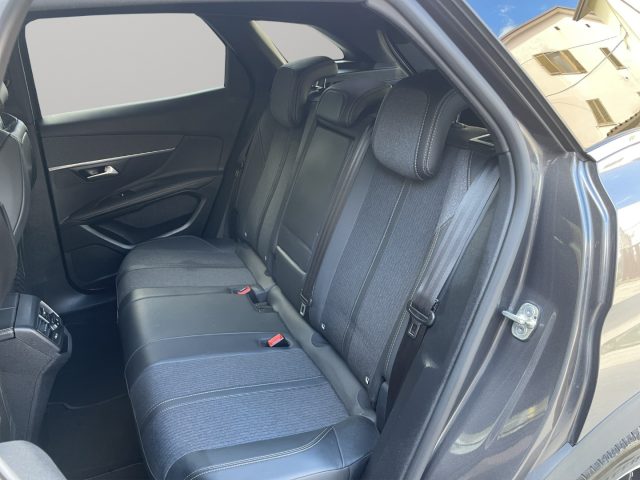 PEUGEOT 3008 usata, con Autoradio digitale